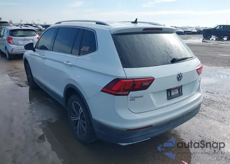 2018 Volkswagen Tiguan 2.0T Se/2.0T Sel z USA, uszkodzony, nr VIN 3VV2B7AX4JM044753